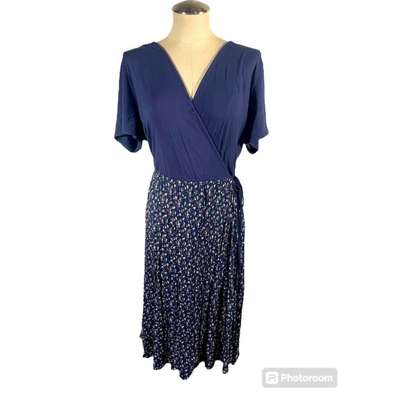 Chris & Carol Faux Wrap Navy Blue/Floral Pattern Dress Size 2XL - Picture 1 of 5
